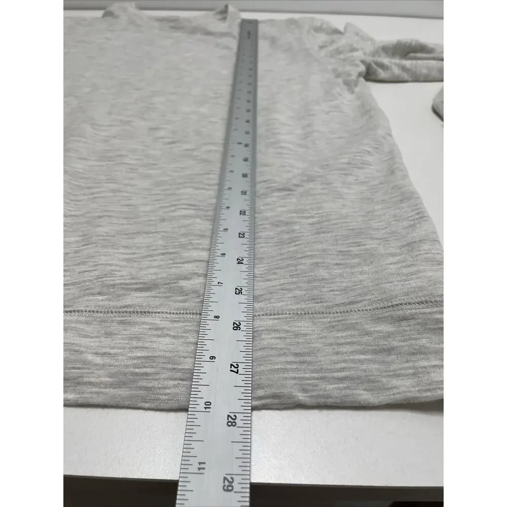 Banana Republic Long Sleeve Men's L Gray‎ Stretchy Lightweight Crew Neck T-shirt